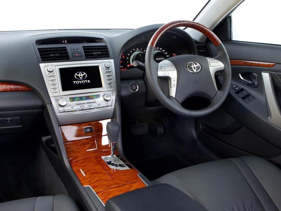 Интерьер Toyota Aurion V6 (XV40) 2006 года  (фото 9 из 19)